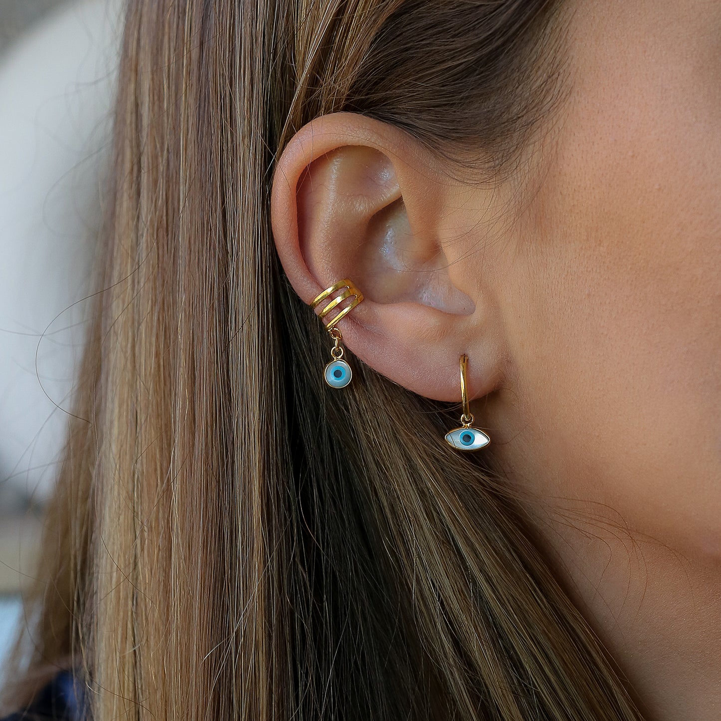 Earcuff Pendente Olho Madrepérola