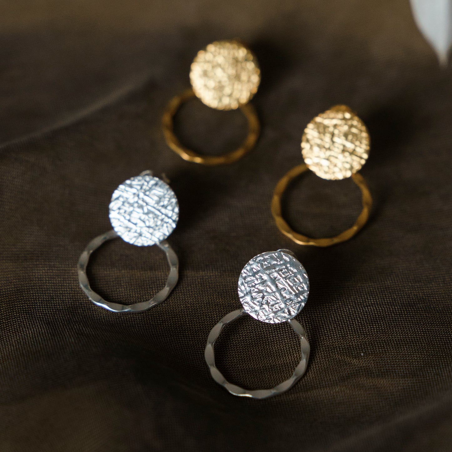 Brincos Circulares Martelados