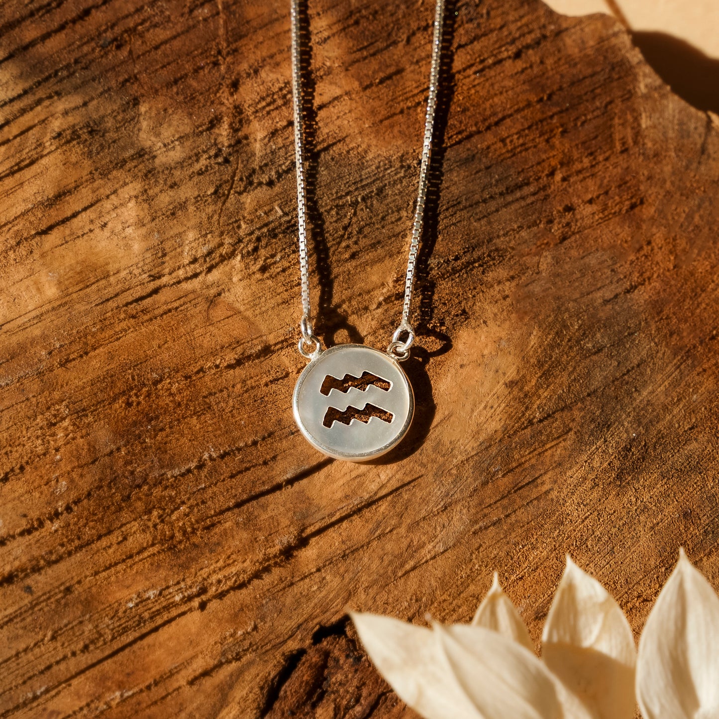 Colar Signo em Madrepérola