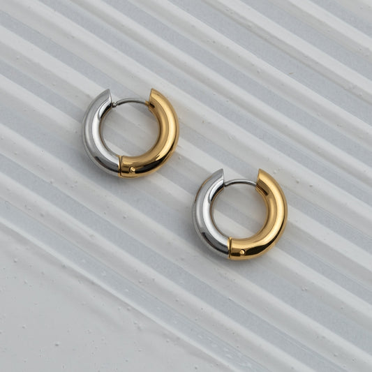 Argolas Duo Hoops bicolor em aço inoxidável dourado e prateado coleção Fuse joalharia versátil resistente à água